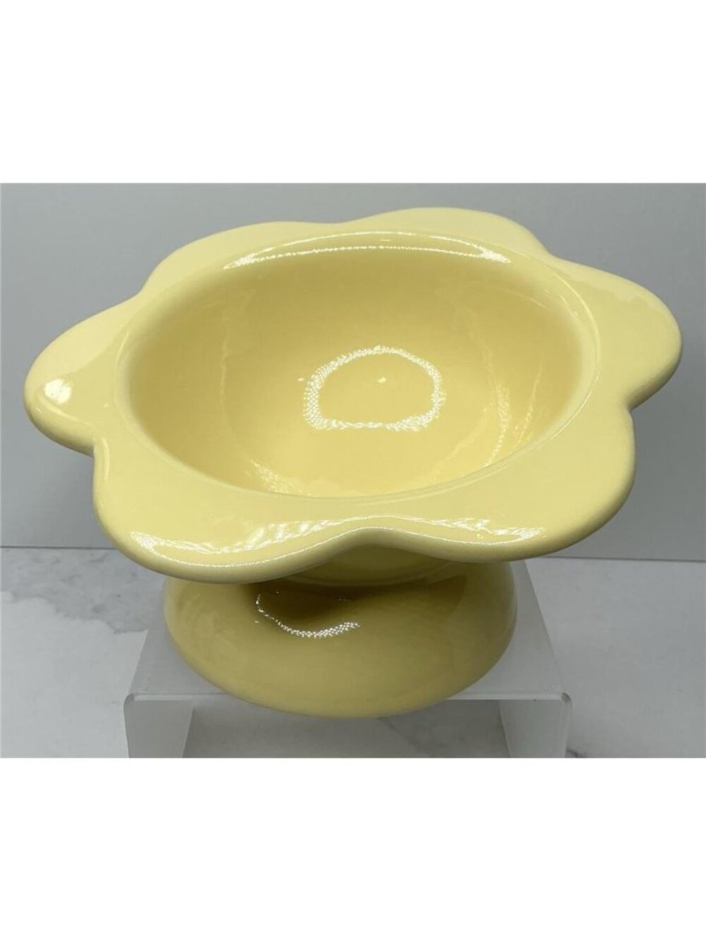 Rare Rockybear Pets Ceramic Food Bowl Elevated 4" x 6” Yellow Flower Shape New